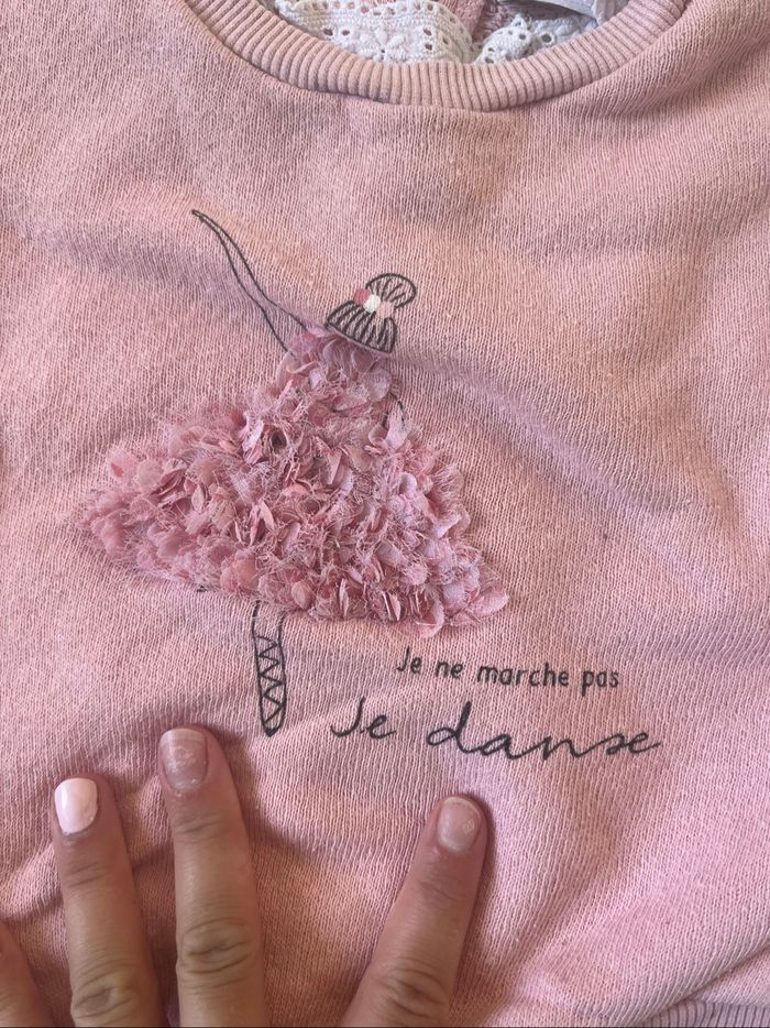 Pull rose petit danseuse - photo numéro 3