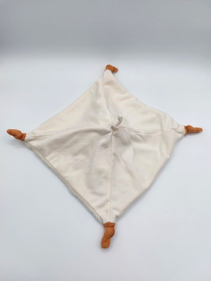 Doudou plat Sophie la girafe VULLI attache tétine écru marron envers tissu - photo numéro 2