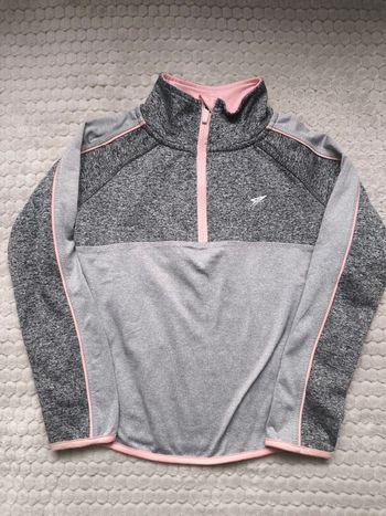 Pull de sport Active 7-8 ans