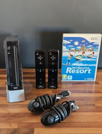 Nintendo Wii noir # Pack Wii Sports Resort pour 2 personnes #