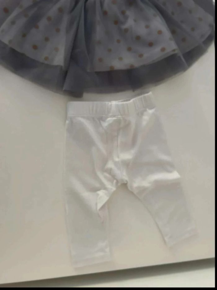 Joli ensemble Disney Minnie 3 mois en parfait état - photo numéro 12