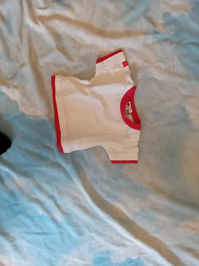 Tee shirt winnie 6 mois