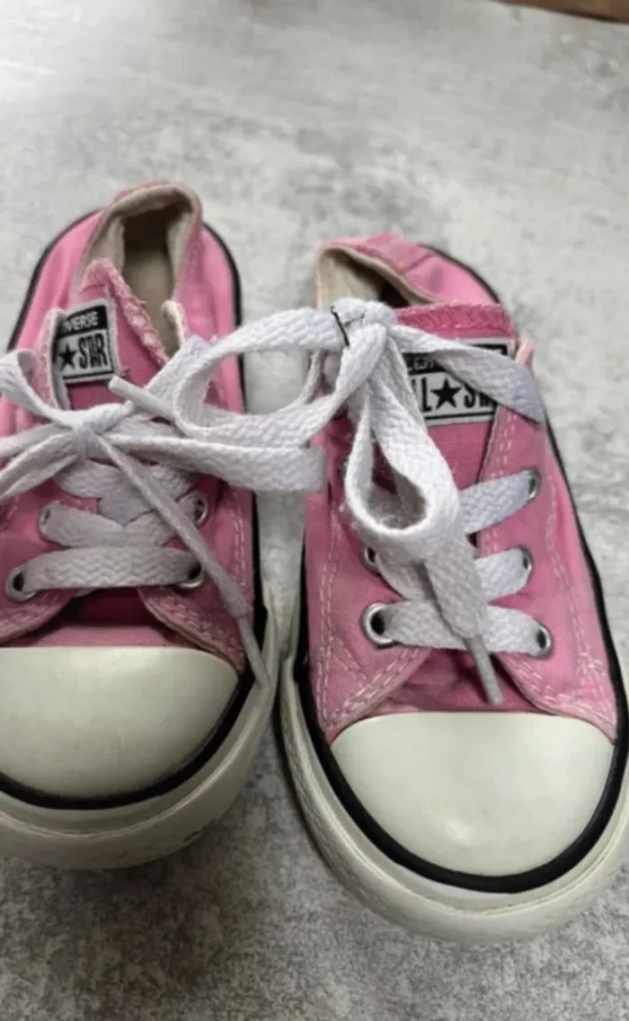 Converse rose basse taille 23 - photo numéro 5