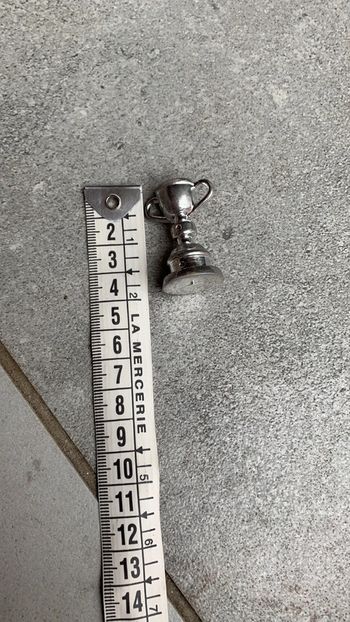 Jouet poupée barbie trophées récompense