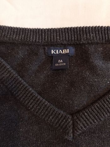 Débardeur gris pour mettre sur une chemise marque Kiabi taille 8 ans 126 cm 131 cm. Voir photos