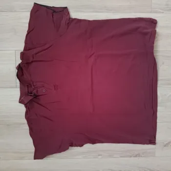 Polo bordeau