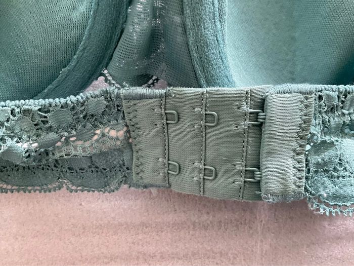 Soutien-gorge vert Etam - photo numéro 4