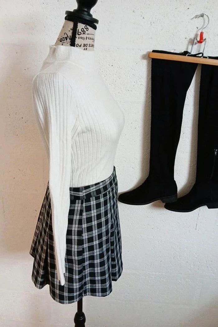 🖤 Jupe courte plissée à carreaux – H&M – Taille 42 – Très bon état - photo numéro 6