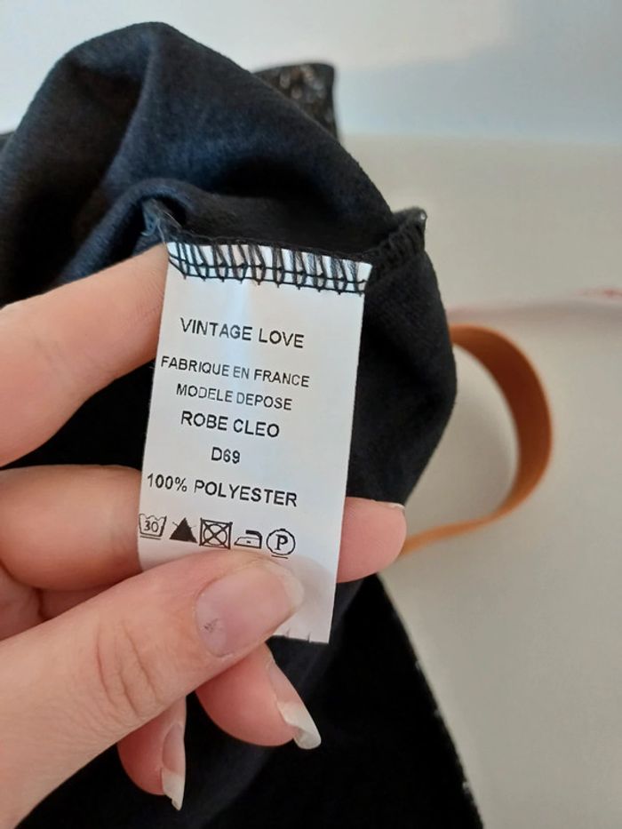 Robe noire courte à motifs Vintage Love taille S 36 - photo numéro 8