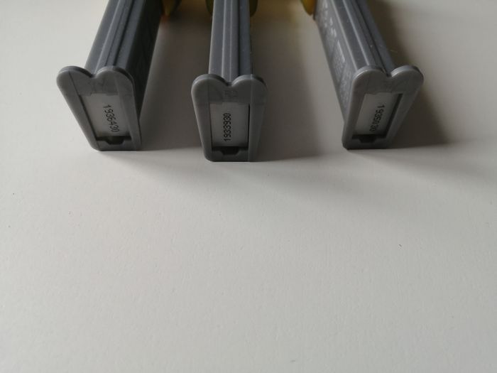 figurine pez les minions - photo numéro 9