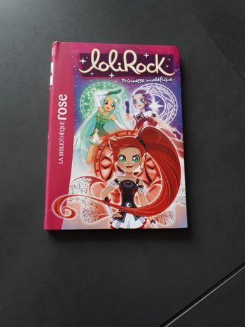 Livre bibliothèque rose LoliRock tome 20 princesse maléfique
