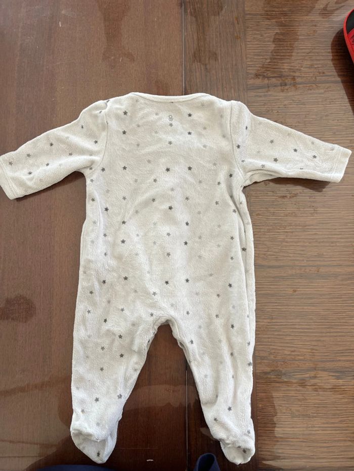 Pyjamas 3 mois - photo numéro 2