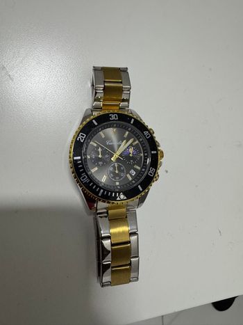 Montre lomudit