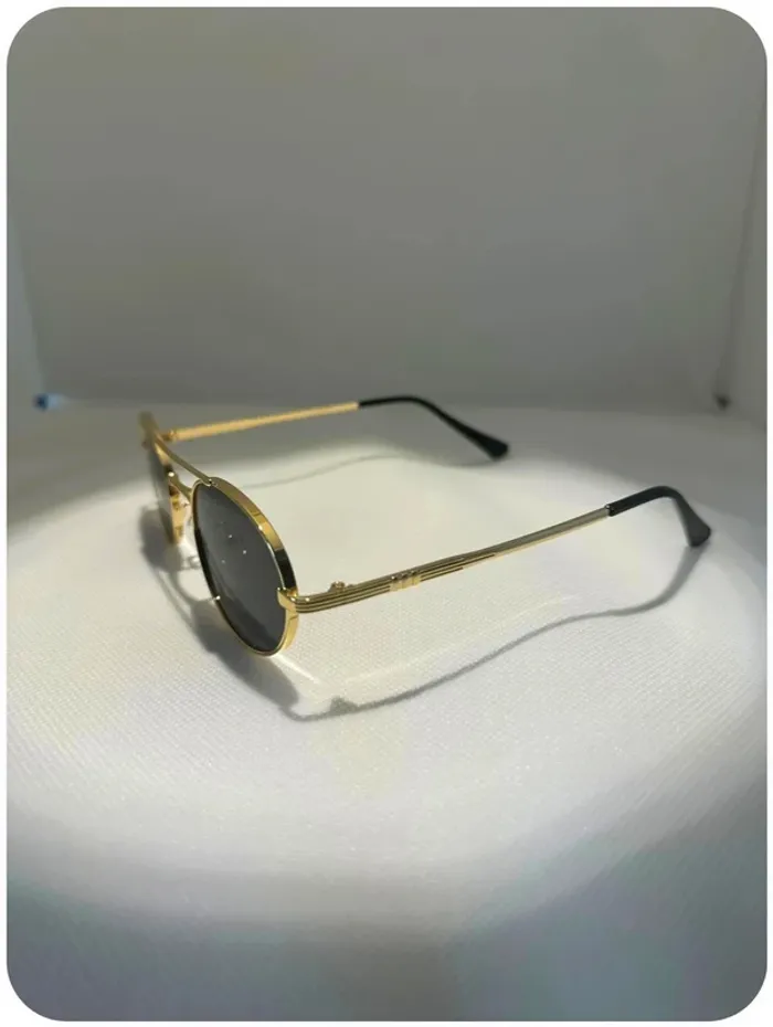 Lunettes de soleil - photo numéro 2