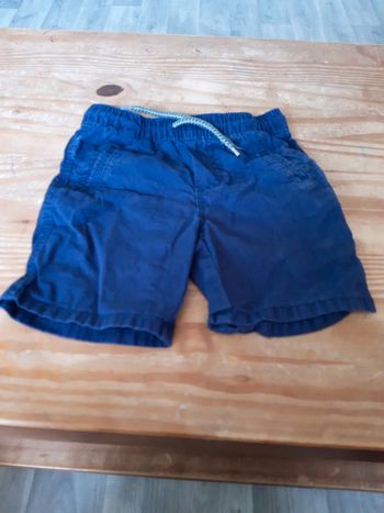 Short 3 ans