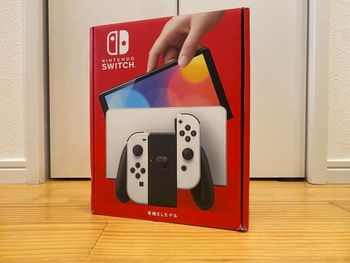 ‎Console Portable Nintendo Switch OLED Modèle HEG-001 64Go Blanc Japon Occasions
