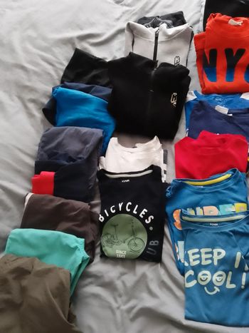 Lot de vêtements garçons