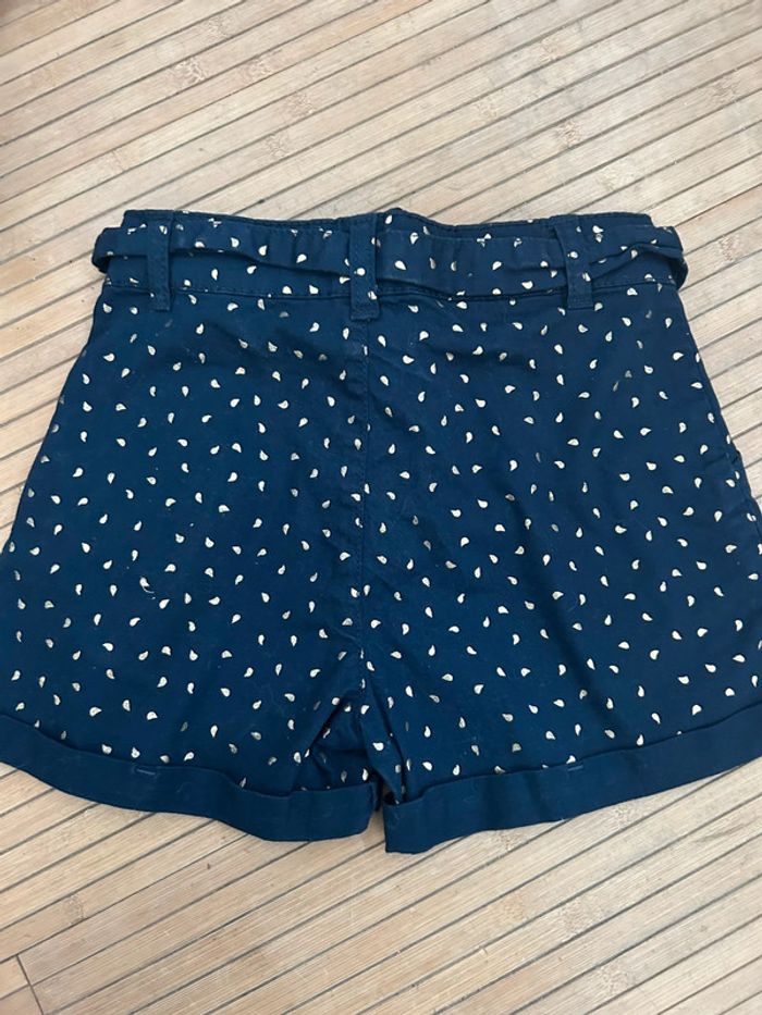 Short fille - photo numéro 3