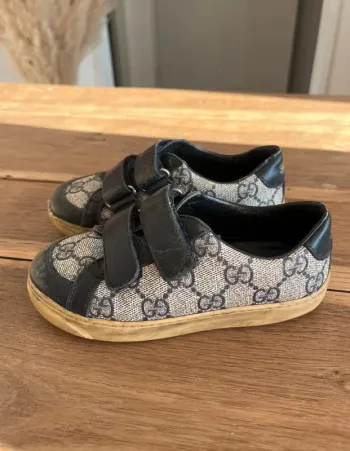 Baskets à scratch en cuir Gucci