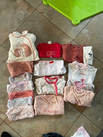 Lot vêtements 3 mois