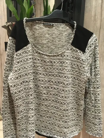 Magnifique pull léger de marque Bréal en 40 excellent état