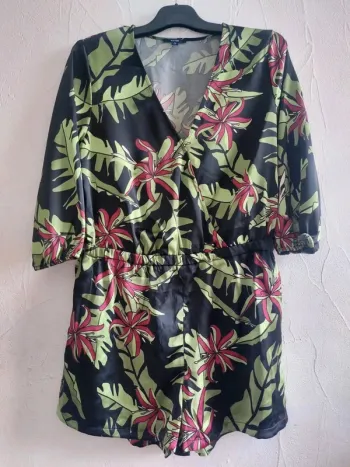 Combishort imprimée à fleurs Taille 42