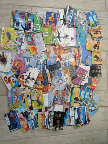 Gros lot de cartes téléphoniques