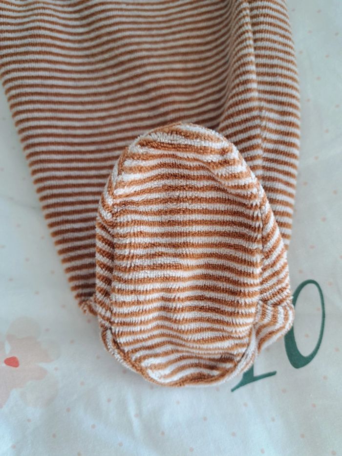 Pyjama 2 pièces 12 mois - photo numéro 7