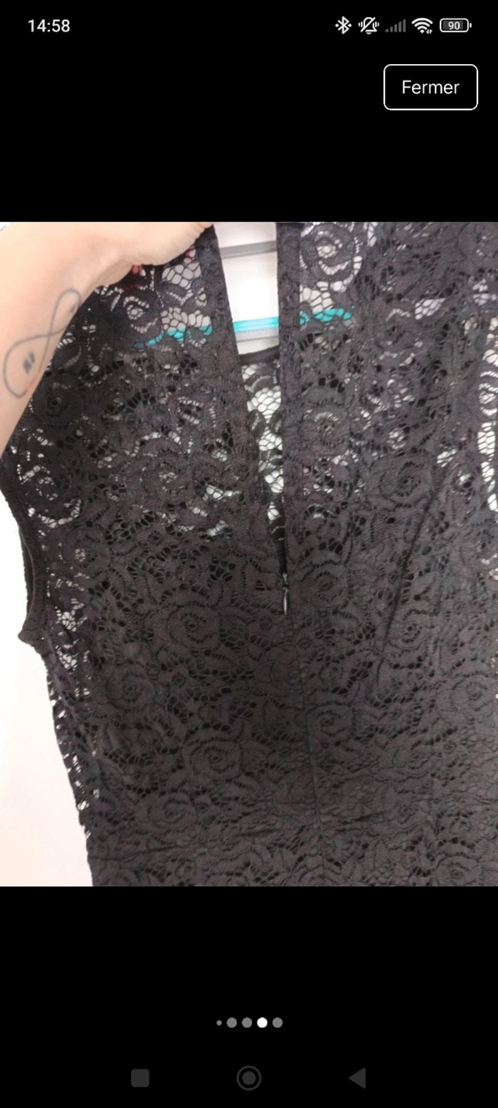 Robe à dentelle - photo numéro 3