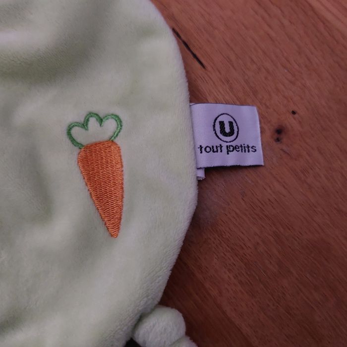 Doudou plat Lapin - U tout petits - photo numéro 3