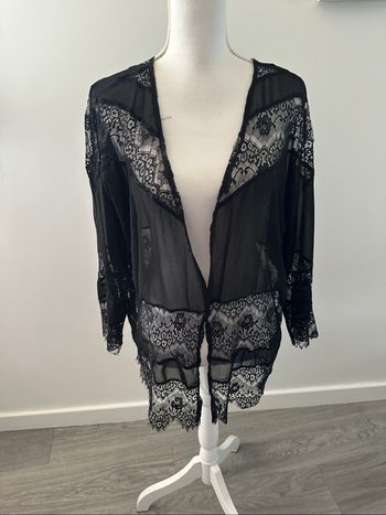 Kimono gothique en mesh et dentelle noir TU