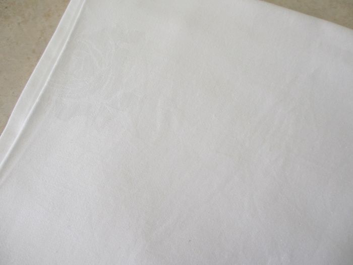 Nappe 175 x 130 cm + 4 serviettes - photo numéro 2