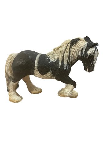 Figurine Schleich cheval Tinker Mare Clydesdale noir et blanc 13279