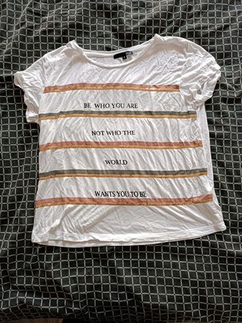 Tee shirt