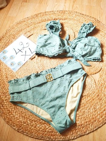 Magnifique maillot de bain neuf 42 xl
