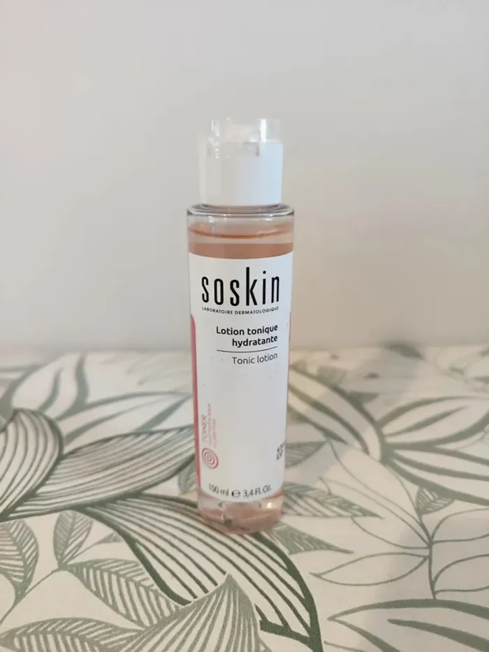 Soskin lotion tonique hydratante 100ml valeur 16€  à utiliser 12 mois après ouverture