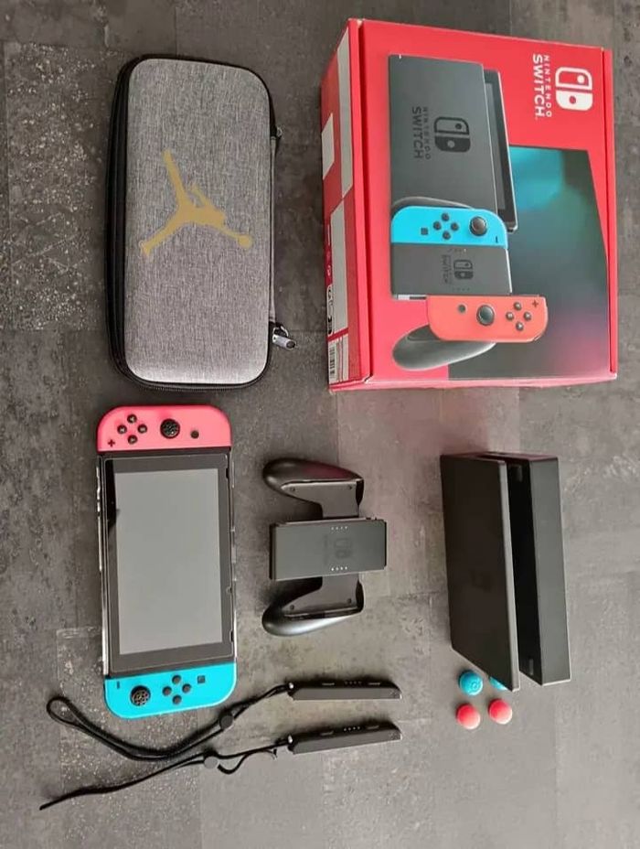 Nintendo Switch - photo numéro 6