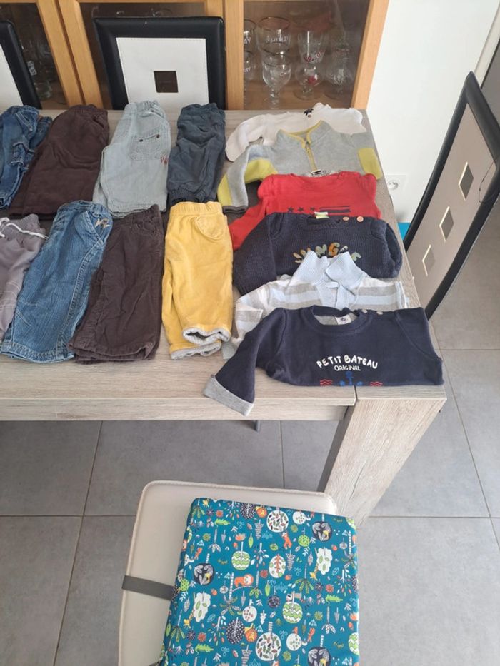 Gros lot garcon 12 mois (57 vetements) - photo numéro 4