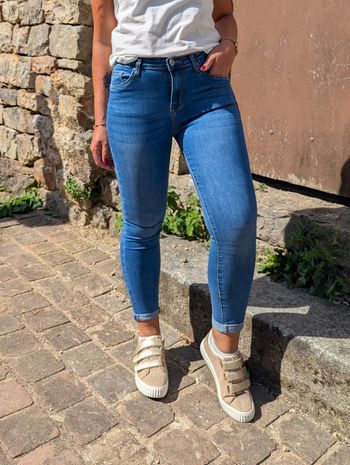 Jean slim stretch Monaco bleu moyen 
Taille 36