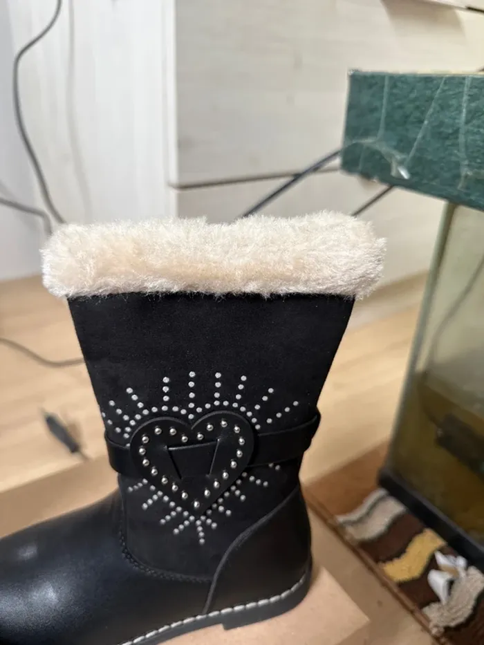 Jolies bottines de la marque Friboo neuves avec étiquette pointure 28 - photo numéro 9