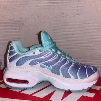 Basket tn Nike mixte