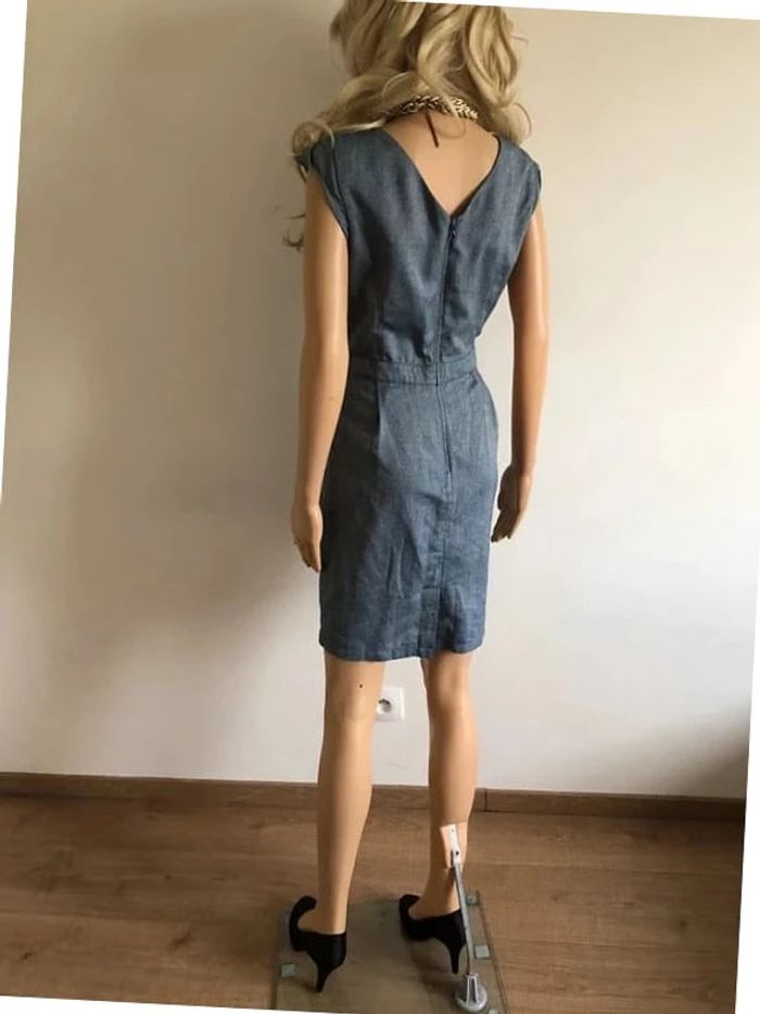 Robe bleue à manches courtes Lola Espeleta taille M jamais portée - photo numéro 10