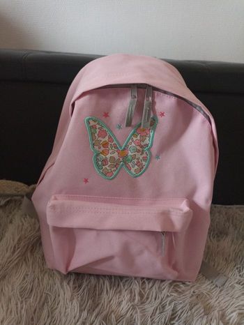 Sac à dos enfant motif papillons