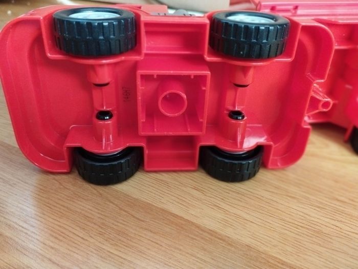 Lego Duplo Disney cars voiture camion Mack a la course très bon état - photo numéro 3