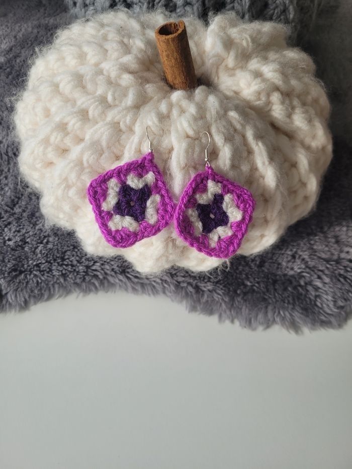 Boucles d'oreilles violet