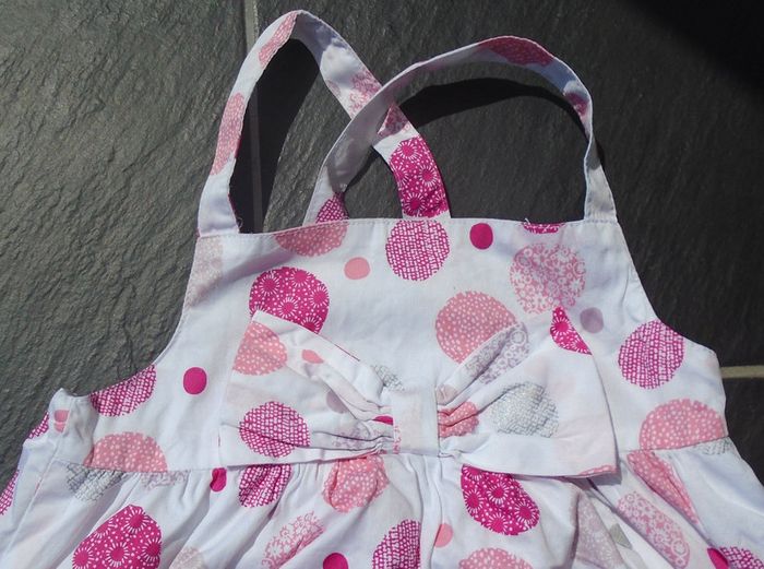 Magnifique robe de cérémonie ou fête fille 8 ans (126 cm) Vertbaudet - photo numéro 2