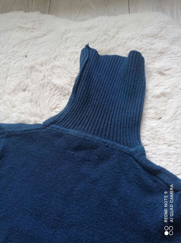 Pull bleu pétrolea col roulé taille S M en très état - photo numéro 3