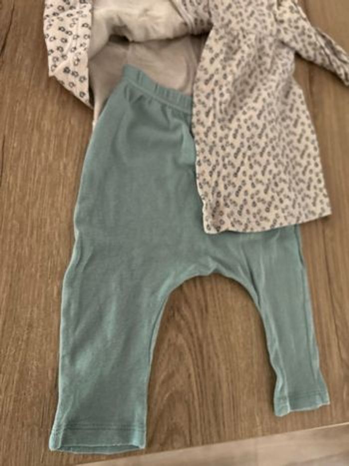Ensemble petit bateau - photo numéro 3