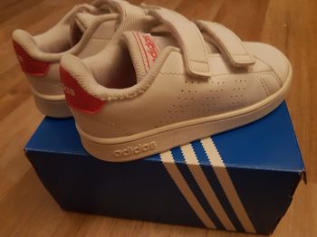 Basket  fille adidas