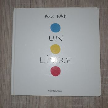 Un livre de Hervé Tullet